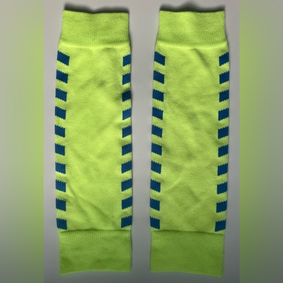 Under Armor Leg Warmers/Socks - Picture 6 of 6